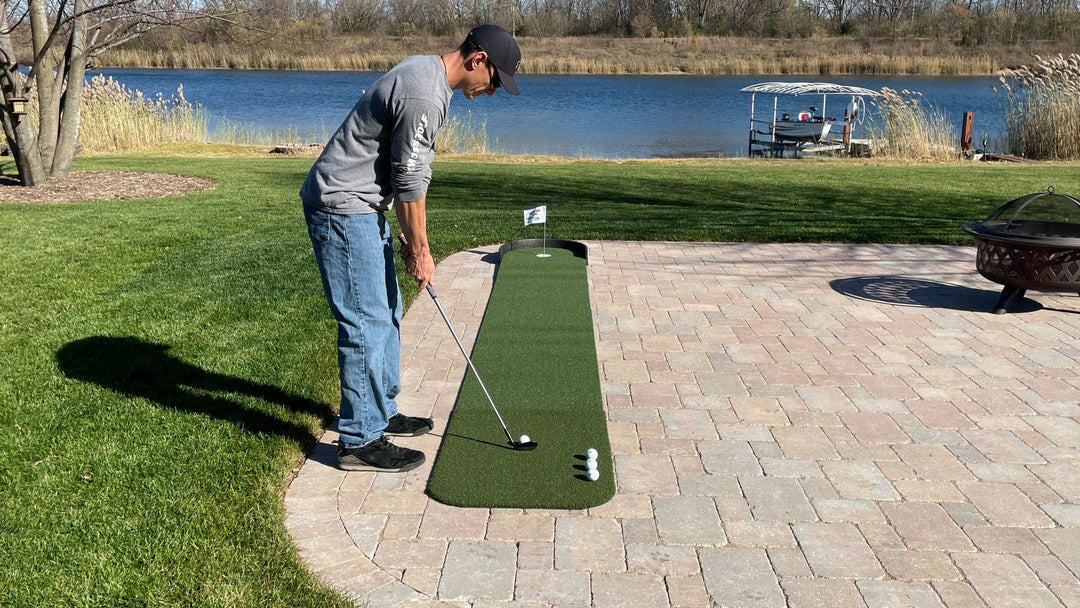 Big Moss Commander Patio Series Putting Green 2ft x 15ft 1 Cup. Putting Greens