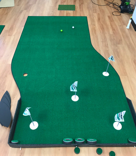 Big Moss Natural Putting Green 6ft x 10ft 5 Cups Putting Greens